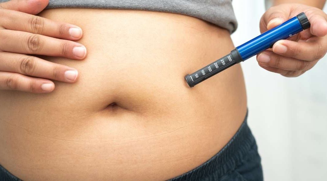 Éviter le sucre ventre : pourquoi le sucre fait-il grossir du ventre et comment s’en passer ?